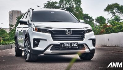 Honda Surabaya Resmi Serahkan 50 Unit Pertama All New BR-V ke Konsumen Honda Surabaya Resmi Serahkan 50 Unit Pertama All New BR-V ke Konsumen