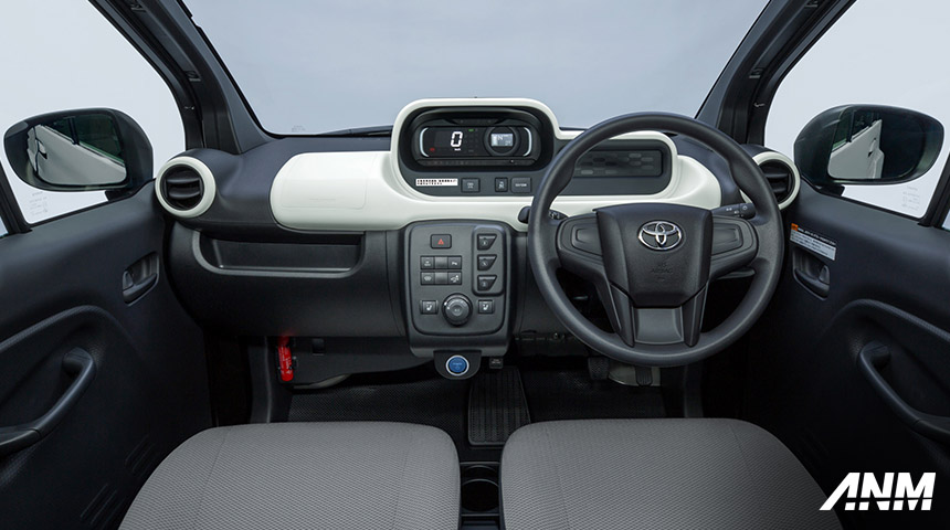 Berita, Interior Toyota C+Pod: Toyota C+Pod Sudah Dijual Umum di Jepang, Mulai 204 Jutaan!