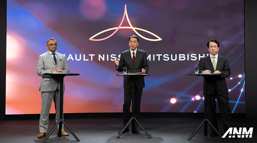 Berita, Roadmap 2030 Renault Nissan Mitsubishi: Aliansi Renault – Nissan – Mitsubishi Siapkan Investasi 269 Triliun Rupiah : 35 Mobil Listrik Hingga 2030!