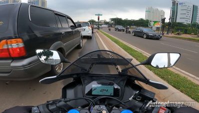 Yamaha R15M 2022, Buat Harian Gak Enak? Yamaha R15M 2022, Buat Harian Gak Enak?