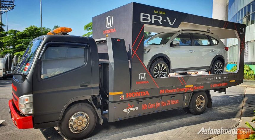 Honda BR-V 2022 Sudah Sampai ke Tangan Konsumen Pertamanya! Honda BR-V 2022 Sudah Sampai ke Tangan Konsumen Pertamanya!