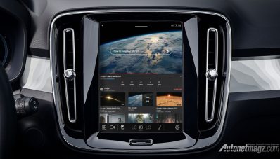 Mobil Mewah Ini Siap Pasang YouTube Buat Nonton Konten!