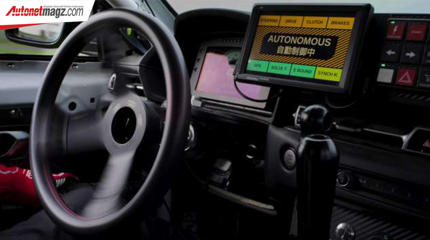 Berita, toyota-supra-autonomus-kockpit: Toyota Kembangkan Autonomus Drifting – dengan Toyota GR Supra