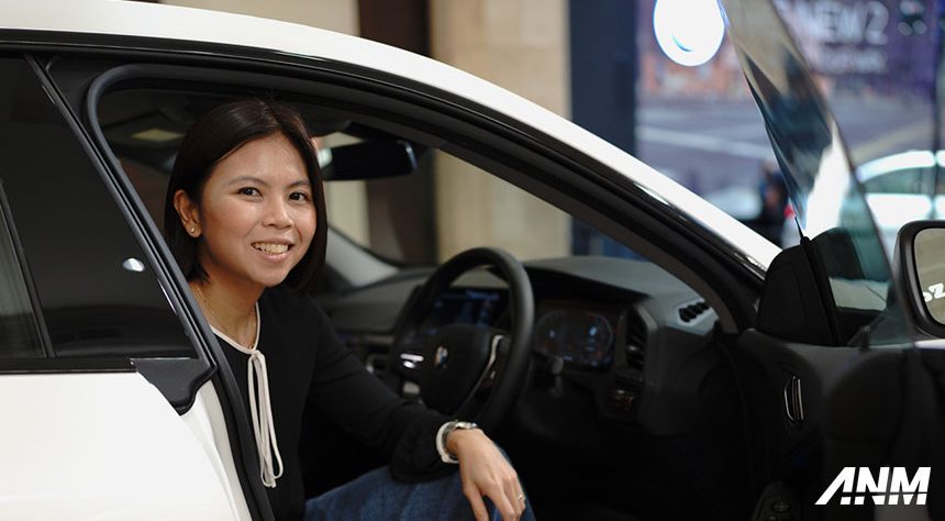 Greysia Polii Jadi Konsumen Pertama Yang Miliki BMW 218i GranCoupe!! Greysia Polii Jadi Konsumen Pertama Yang Miliki BMW 218i GranCoupe!!