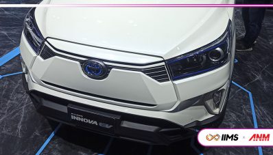 IIMS 2022 : Inilah Alasan Toyota Memilih Kijang Innova Sebagai Mobil Listrik!