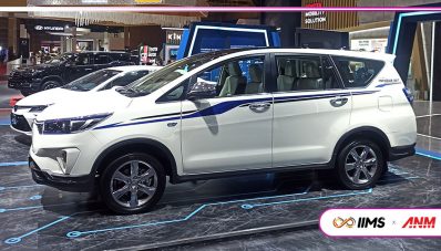 IIMS 2022 : Inilah Alasan Toyota Memilih Kijang Innova Sebagai Mobil Listrik!