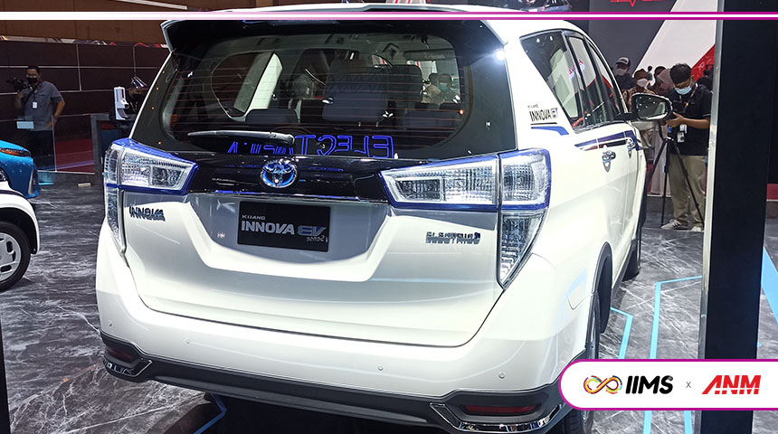 Berita, Toyota Kijang Innova BEV Concept Study: IIMS 2022 : Inilah Alasan Toyota Memilih Kijang Innova Sebagai Mobil Listrik!