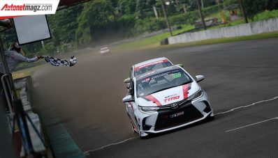 Jalani Kejurnas ITCR Perdana, Tim Toyota Gazoo Racing Indonesia Dapat Poin Maksimal Jalani Kejurnas ITCR Perdana, Tim Toyota Gazoo Racing Indonesia Dapat Poin Maksimal