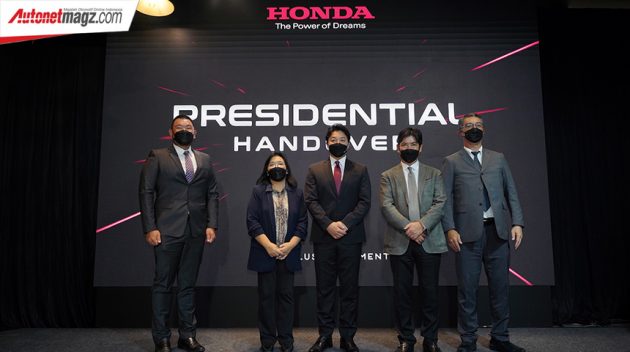 Honda-president-handover-2 | AutonetMagz :: Review Mobil Dan Motor Baru ...