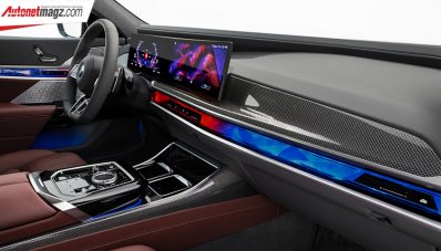 BMW Seri 7 Generasi Terbaru ada Versi EV-nya Lho! BMW Seri 7 Generasi Terbaru ada Versi EV-nya Lho!