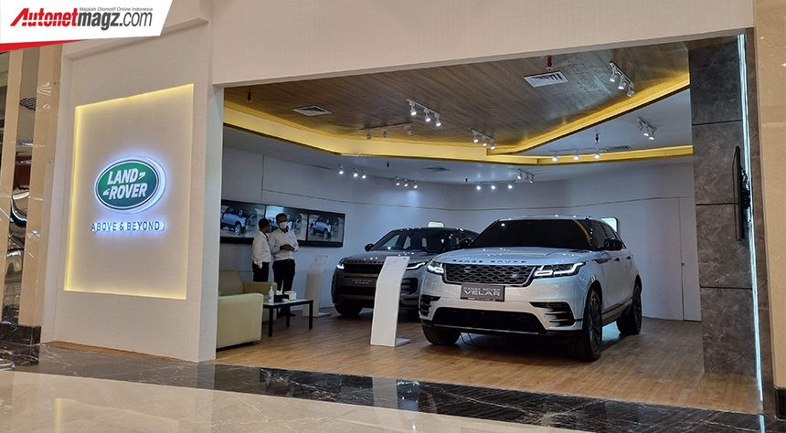 Liat Land Rover Terbaru Sambil Jalan-Jalan Di Mall? Bisa! Liat Land Rover Terbaru Sambil Jalan-Jalan Di Mall? Bisa!