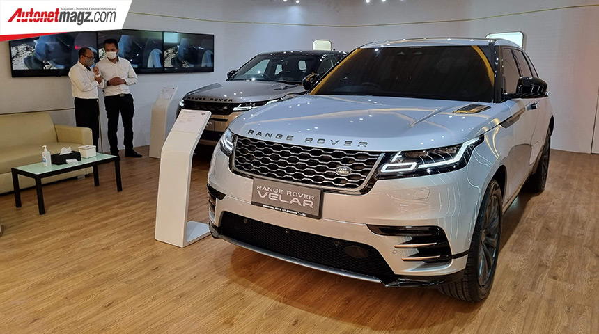 Berita, land-rover-pop-up-display-range-rover-2022-pondok-indah-mall-3: Liat Land Rover Terbaru Sambil Jalan-Jalan Di Mall? Bisa!