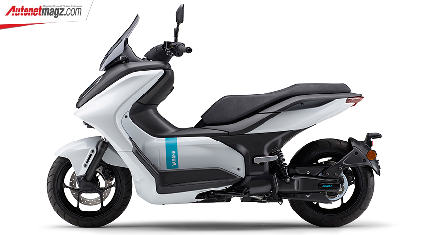Berita, yamaha-ev-model-e01-2022-side: Yamaha E01, Bukti Komitmen Pengembangan Kendaraan Listrik