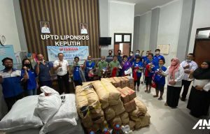 Yamaha STSJ Berbagi Kasih, Sambangi Liponsos Keputih Surabaya Yamaha STSJ Berbagi Kasih, Sambangi Liponsos Keputih Surabaya