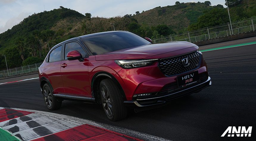 Ngebut Pakai All New Honda HR-V RS di Sirkuit Mandalika, Karakternya Unik! Ngebut Pakai All New Honda HR-V RS di Sirkuit Mandalika, Karakternya Unik!