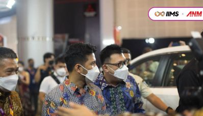 IIMS Surabaya 2022 : Honda Golden Week Jadi Senjata Utama, Targetkan 150 SPK! IIMS Surabaya 2022 : Honda Golden Week Jadi Senjata Utama, Targetkan 150 SPK!