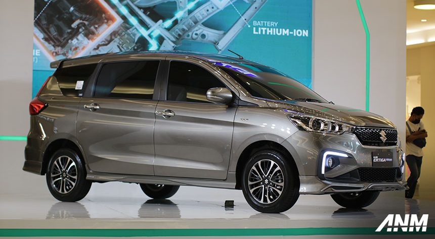 New Suzuki Ertiga Smart Hybrid Resmi Mengaspal di Jawa Timur! New Suzuki Ertiga Smart Hybrid Resmi Mengaspal di Jawa Timur!
