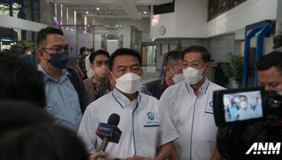 PERIKLINDO Electric Vehicle Show (PEVS) 2022 : Buat Yang Kepo Kendaraan Listrik! PERIKLINDO Electric Vehicle Show (PEVS) 2022 : Buat Yang Kepo Kendaraan Listrik!