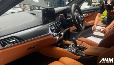 BMW 530i Touring M Sport : Buat Kalian Yang Ngidam Wagon! BMW 530i Touring M Sport : Buat Kalian Yang Ngidam Wagon!