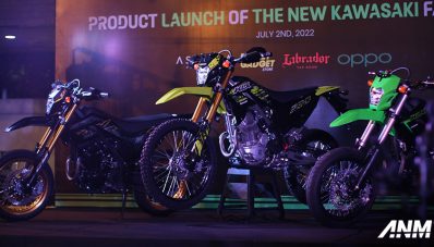 Kawasaki Surapita Rilis KLX230 Series di Kota Pahlawan, Versi Supermoto Menggoda!