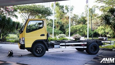 Mitsubishi Fuso Canter & Fighter X Euro4 Resmi Mengaspal di Surabaya! Mitsubishi Fuso Canter & Fighter X Euro4 Resmi Mengaspal di Surabaya!