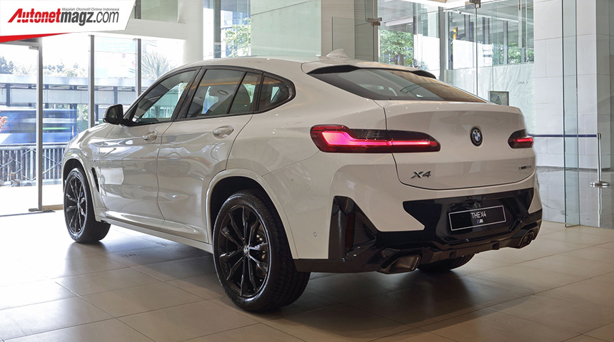 Berita, bmw-x4-g02-lci-xdrive-30i-m-sport-2022-rear: New BMW X4 LCI 2022, Atraktif Dengan Dominasi Gaya Sporti