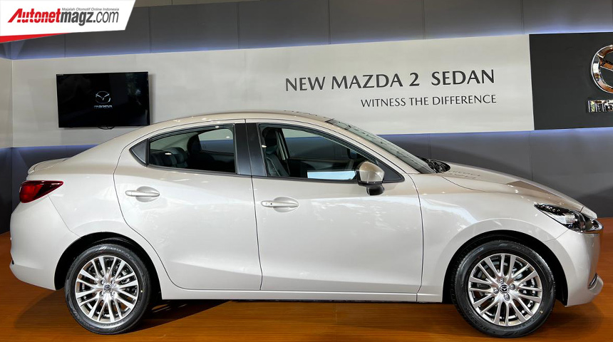 Mazda, mazda-2-sedan-2022-side: New Mazda 2 Sedan Resmi Mengaspal Di Indonesia