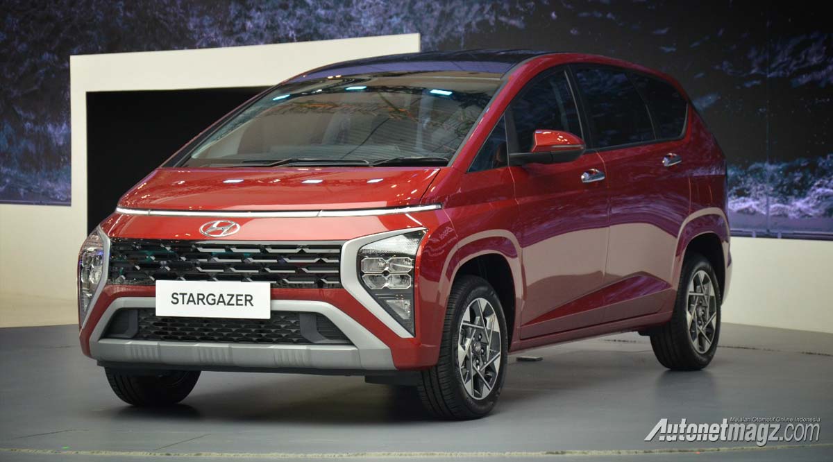 Berita, hyundai-stargazer-red: Hyundai Bungkus 3.619 SPK di GIIAS 2022, Stargazer Terlaris!
