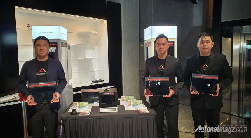 TDA Luxury Toys Perkenalkan Kaca Film dengan Nano Ceramic TDA Luxury Toys Perkenalkan Kaca Film dengan Nano Ceramic