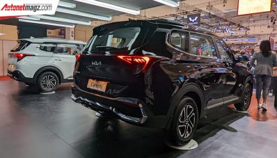 GIIAS 2022 : KIA Resmikan Carens dan Sportage Terbaru, Segini Harganya! GIIAS 2022 : KIA Resmikan Carens dan Sportage Terbaru, Segini Harganya!