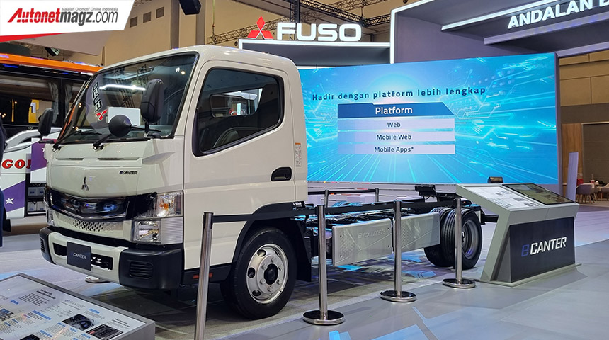 Berita, mitsubishi-fuso-e-canter-giias-2022-front: GIIAS 2022 : Mitsubishi Fuso e-Canter Sudah Siap Untuk Dijual?