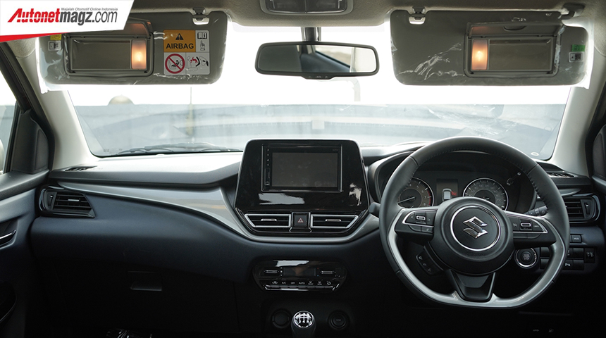 Mobil Baru, suzuki-baleno-interior: GIIAS 2022 : Suzuki Baleno, Paket Komplit di Kelas Compact Hatchback?