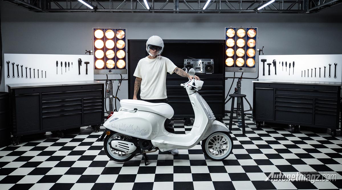 Berita, vespa-sprint-justin-bieber: Vespa X Justin Bieber Sudah Hadir, Punya Duit Aja Nggak Cukup!