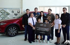 Bakti Sosial Awali Touring Komunitas Mazda CX-5IC ke Bromo Bakti Sosial Awali Touring Komunitas Mazda CX-5IC ke Bromo