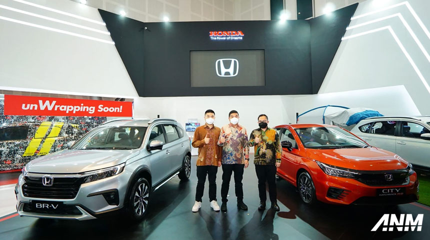 Mobil Baru, GIIAS Surabaya Honda Surabaya Center: GIIAS Surabaya 2022 : Honda Pamerkan Calon SUV Barunya Ke Publik Jatim