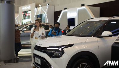 GIIAS Surabaya 2022 : KIA Carens Resmi Mengaspal di Jatim, Mulai 405 Jutaan! GIIAS Surabaya 2022 : KIA Carens Resmi Mengaspal di Jatim, Mulai 405 Jutaan!