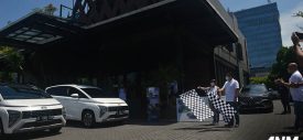 Hyundai Stargazer Test Drive