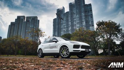 Porsche Cayenne E-Hybrid Hadir di Surabaya, Pelanggan Bisa Coba! Porsche Cayenne E-Hybrid Hadir di Surabaya, Pelanggan Bisa Coba!