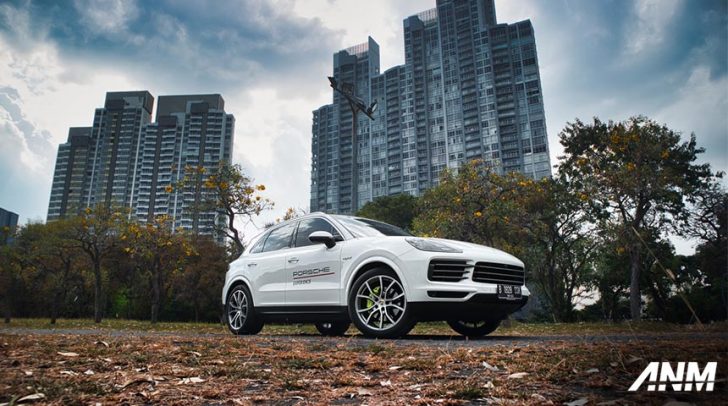 Gallery Porsche Cayenne E-Hybrid Surabaya : Ramah Lingkungan Tapi Buas ...