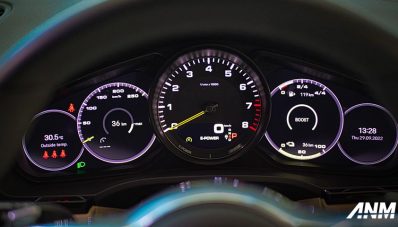 Porsche Cayenne E-Hybrid Hadir di Surabaya, Pelanggan Bisa Coba! Porsche Cayenne E-Hybrid Hadir di Surabaya, Pelanggan Bisa Coba!