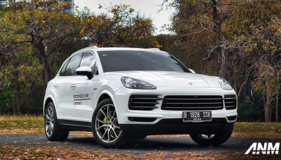 Porsche Cayenne E-Hybrid Hadir di Surabaya, Pelanggan Bisa Coba! Porsche Cayenne E-Hybrid Hadir di Surabaya, Pelanggan Bisa Coba!