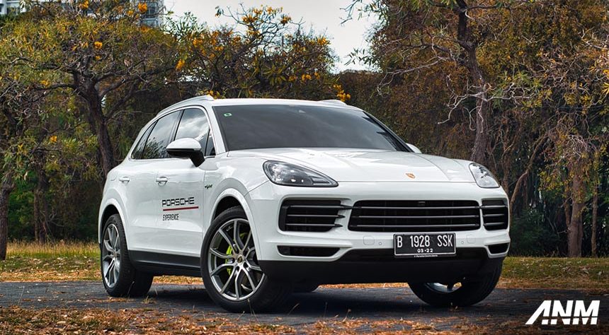 Porsche Cayenne E-Hybrid Hadir di Surabaya, Pelanggan Bisa Coba! Porsche Cayenne E-Hybrid Hadir di Surabaya, Pelanggan Bisa Coba!