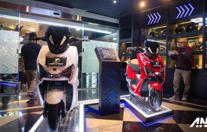 United E-Motor Resmikan Diler Premium Kedua di Pusat Kota Surabaya!