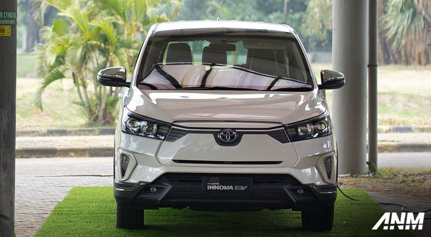 Gallery Seminar Nasional Toyota di ITS Surabaya : Carbon is Our Enemy Gallery Seminar Nasional Toyota di ITS Surabaya : Carbon is Our Enemy