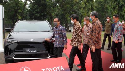 Dukung G20, Toyota Serahkan 143 Unit bZ4X dan Lexus UX300e Pada Pemerintah Dukung G20, Toyota Serahkan 143 Unit bZ4X dan Lexus UX300e Pada Pemerintah