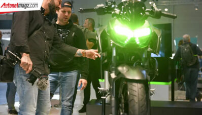 Kawasaki Tampilkan Prototipe Motor Listrik Pertamanya Kawasaki Tampilkan Prototipe Motor Listrik Pertamanya