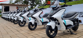 yamaha-e01-2022-indonesia-rider-side