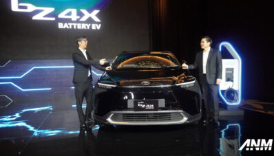 Toyota bZ4X Resmi Dijual di Indonesia, Harga 1,19 Miliar Rupiah! Toyota bZ4X Resmi Dijual di Indonesia, Harga 1,19 Miliar Rupiah!