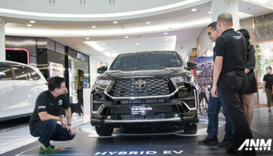 All New Toyota Kijang Innova Zenix Mengaspal di Surabaya, SPK Menumpuk! All New Toyota Kijang Innova Zenix Mengaspal di Surabaya, SPK Menumpuk!