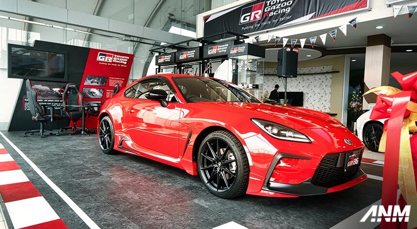Toyota Resmikan GR Zone di Asri Motor Taman, Bisa Test Drive Supra Lho! Toyota Resmikan GR Zone di Asri Motor Taman, Bisa Test Drive Supra Lho!
